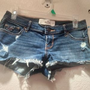 Hollister short size 3 w26